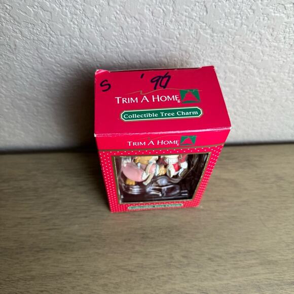 Trim A Home Vintage Kmart 1997 Seamstress Bear Ornament - Picture 2 of 4